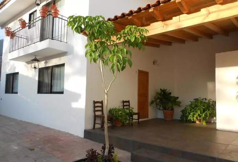 فندق La Ribereña