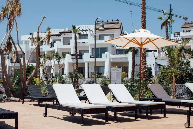 هتل Las Terrazas de Abama Suites