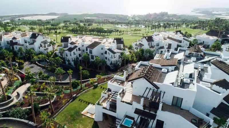 هتل Las Terrazas de Abama Suites