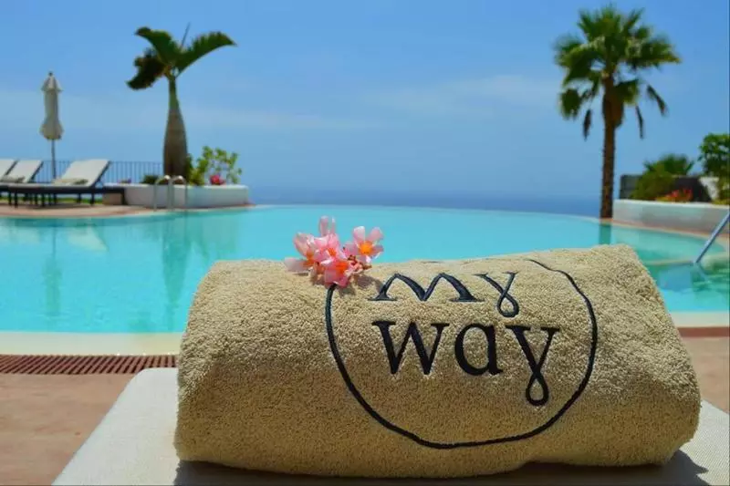 هتل Las Terrazas de Abama Suites