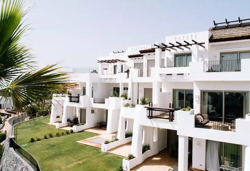 هتل Las Terrazas de Abama Suites