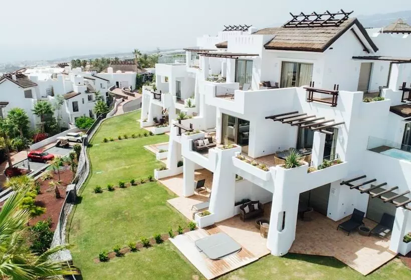 هتل Las Terrazas de Abama Suites