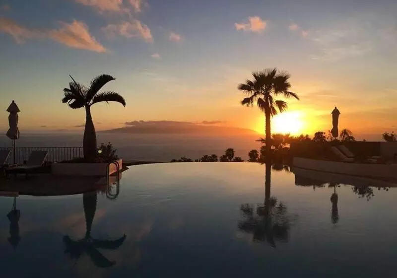 هتل Las Terrazas de Abama Suites