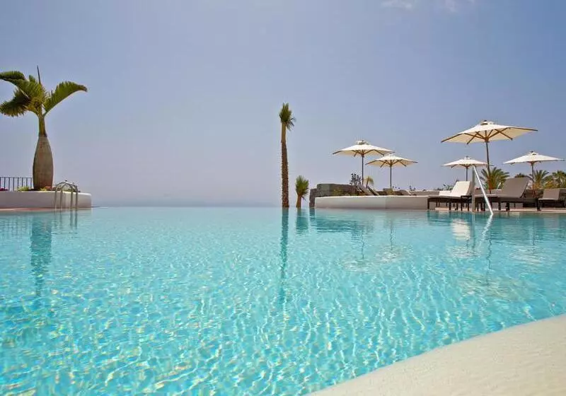 هتل Las Terrazas de Abama Suites