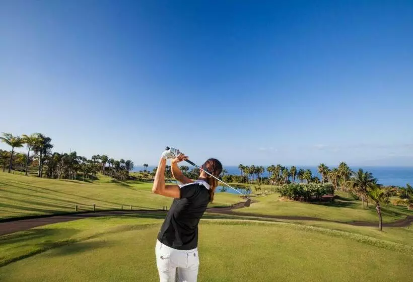 هتل Las Terrazas de Abama Suites