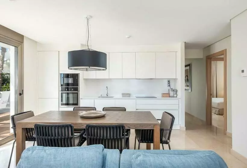 هتل Las Terrazas de Abama Suites