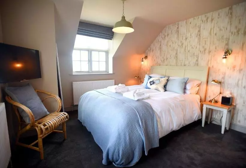 호텔 The Lifeboat Inn