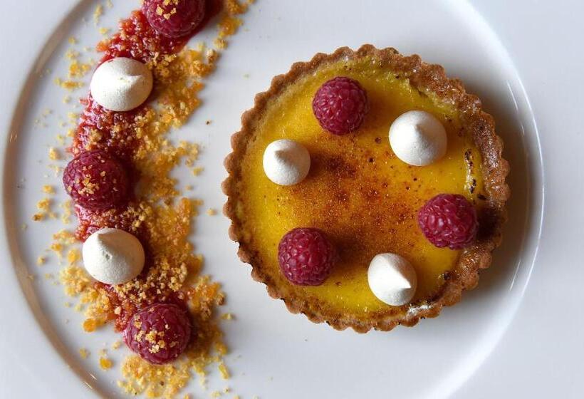 فندق The Lifeboat Inn