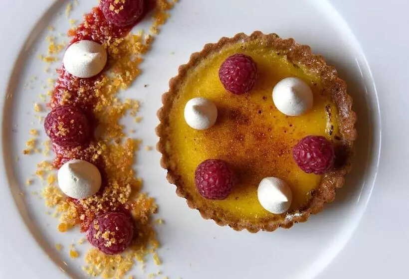 호텔 The Lifeboat Inn