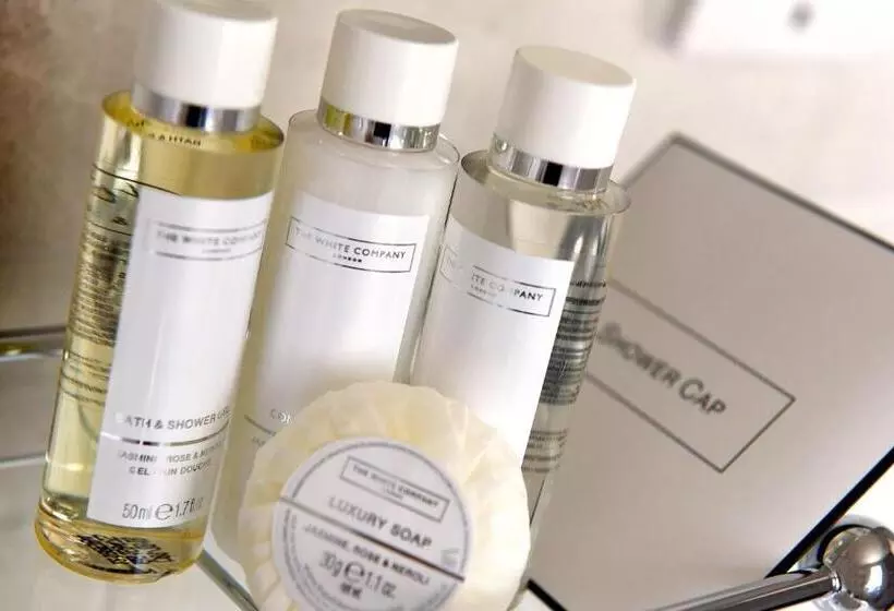 호텔 The Lifeboat Inn