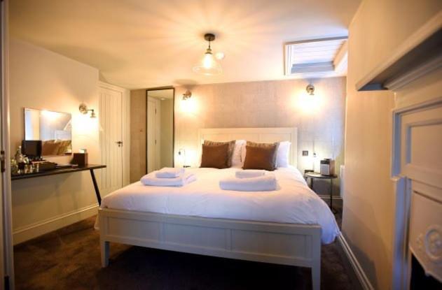 فندق The Lifeboat Inn