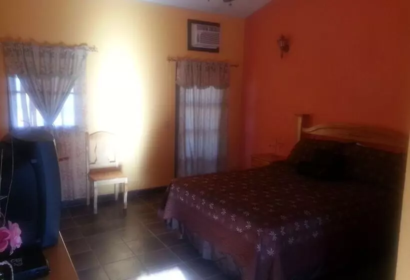 Hotel Meson Del Vino