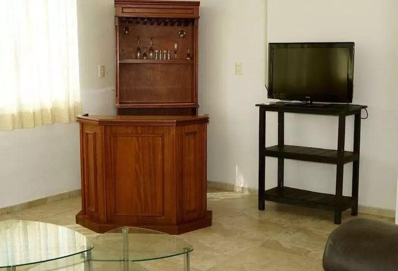 فندق Sara Suites Ixtapa