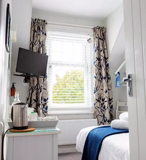 Пансион Kingsway Guesthouse A Selection Of Single, Double And Family Rooms In A Central Location