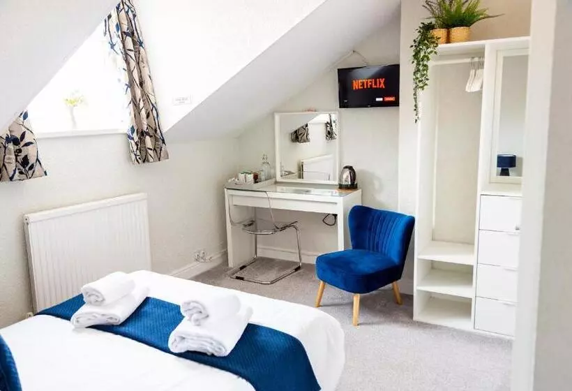 Пансион Kingsway Guesthouse A Selection Of Single, Double And Family Rooms In A Central Location