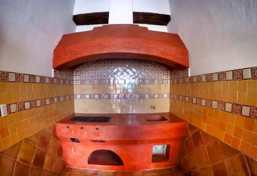 Hostel Snail Bed & Breakfast