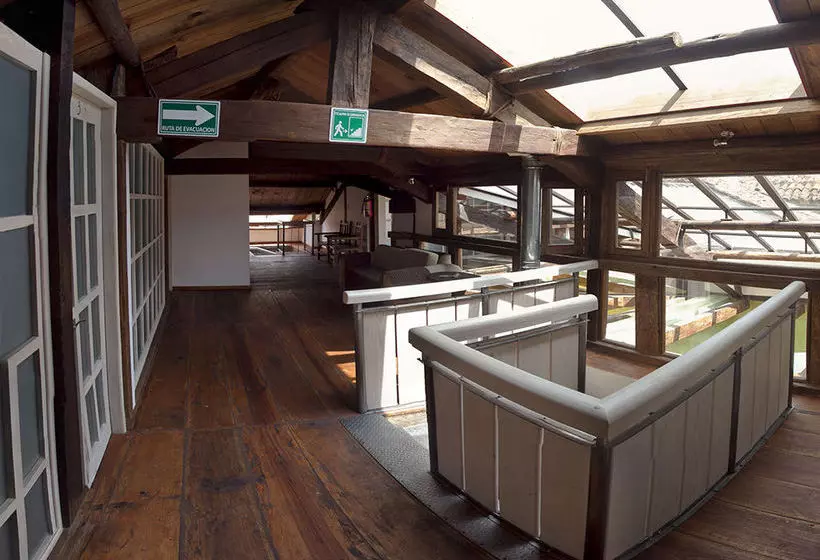 Hostel Snail Bed & Breakfast