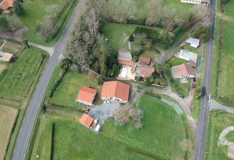 مبيت وإفطار Domaine De Grisere Chambre 1