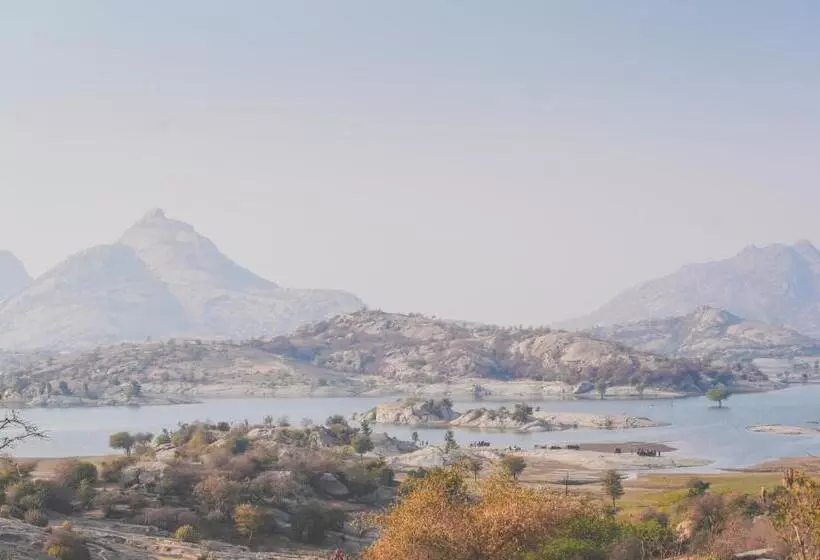 ベッドアンドブレックファースト Jawai Wildlife Safari Camp