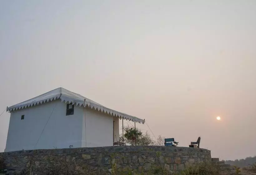 ベッドアンドブレックファースト Jawai Wildlife Safari Camp