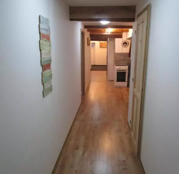 Majatalo Ubytování U Kapličky