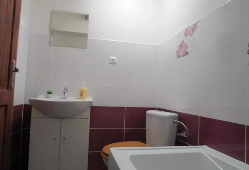 Majatalo Ubytování U Kapličky