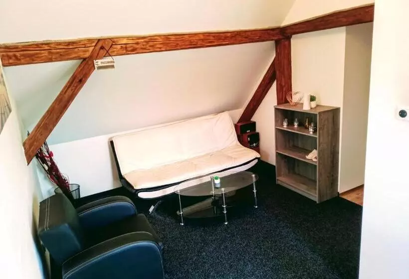 Majatalo Ubytování U Kapličky