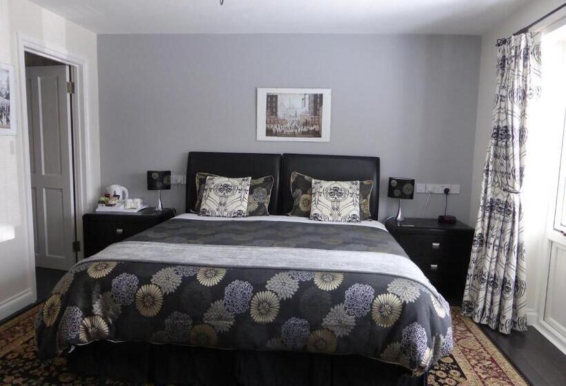 مبيت وإفطار Liongate House