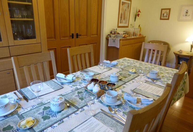 مبيت وإفطار Liongate House