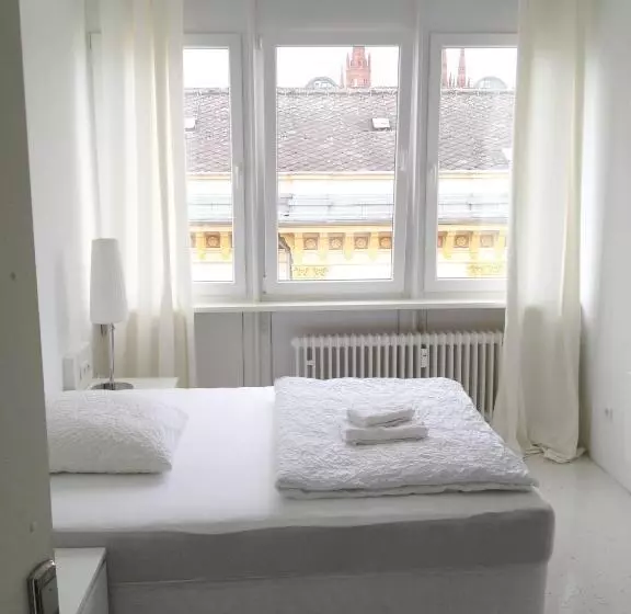 Business Hostel Wiesbaden One