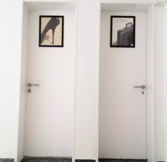 Business Hostel Wiesbaden One