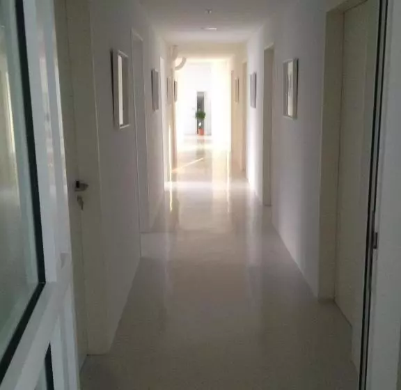 Business Hostel Wiesbaden One