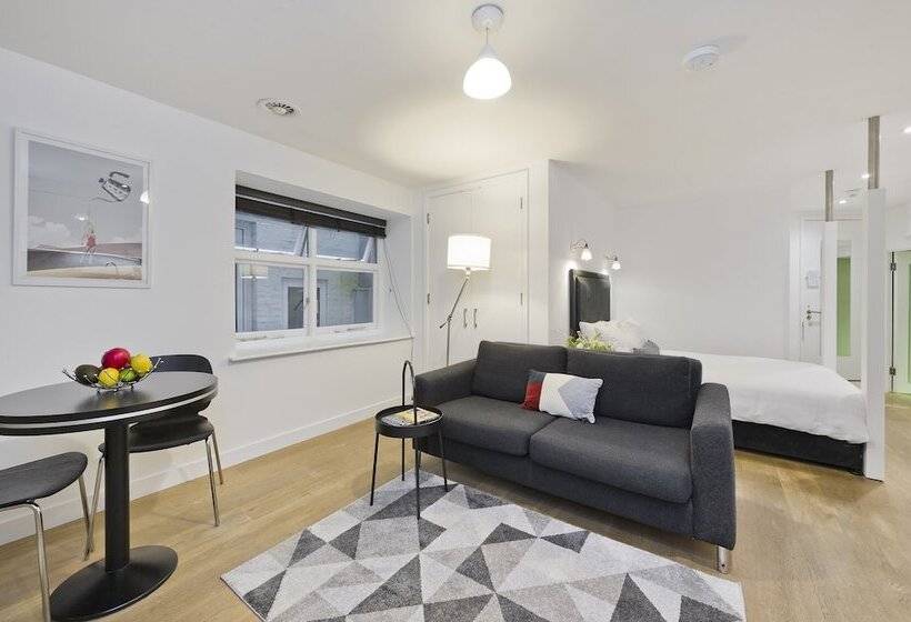 Crane Court By City2stay