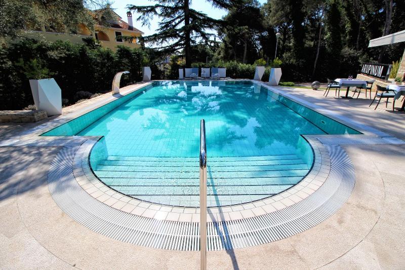 בית מלון כפרי Arupinum