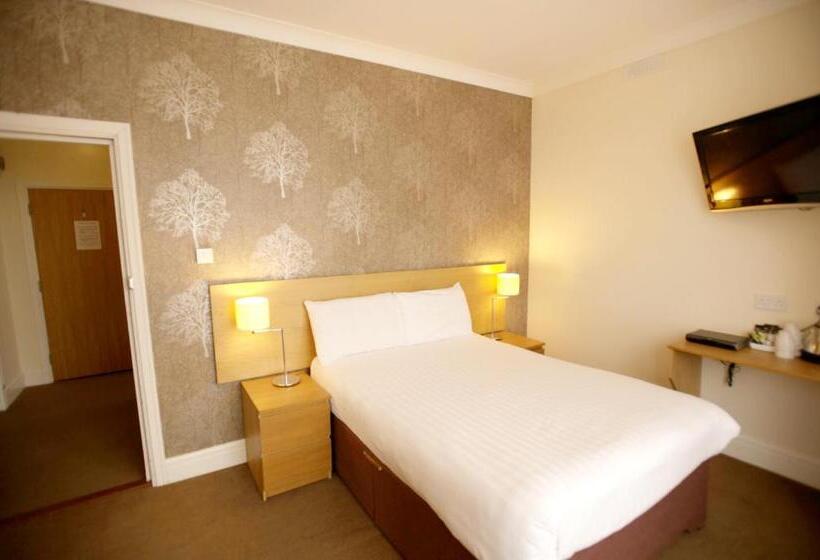 Отель Ashley Victoria