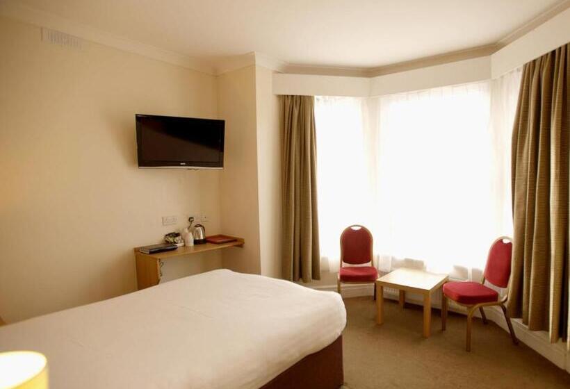 Отель Ashley Victoria