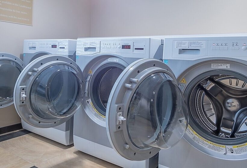 ホテル Candlewood Suites Gonzales   Baton Rouge Area, An Ihg