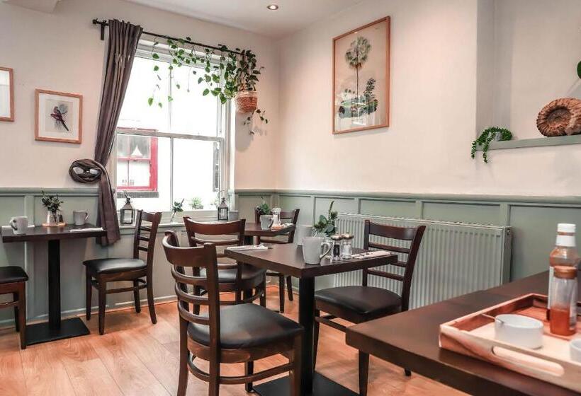 ホテル Endeavour, Staithes