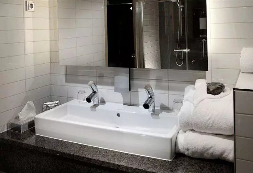 هتل Långvik Congress Wellness