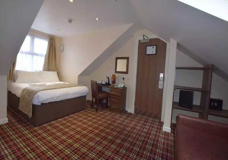 בית מלון כפרי Lucky 8