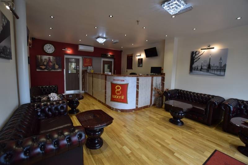 酒店 Lucky 8