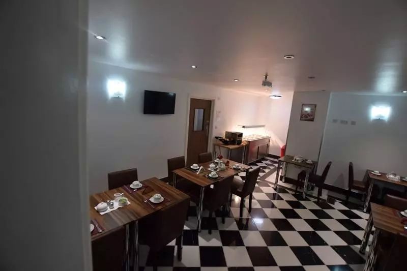 בית מלון כפרי Lucky 8