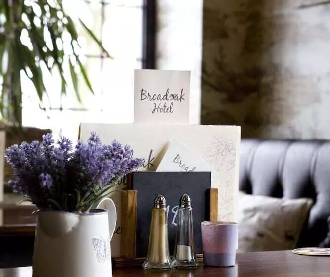 Отель The Broadoak