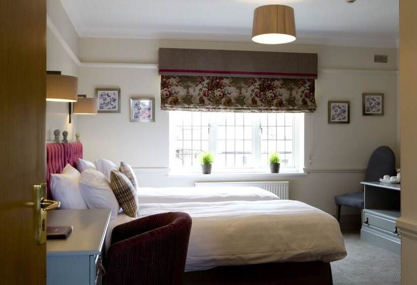 Отель The Broadoak