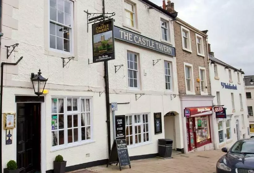 Hotel The Castle Tavern