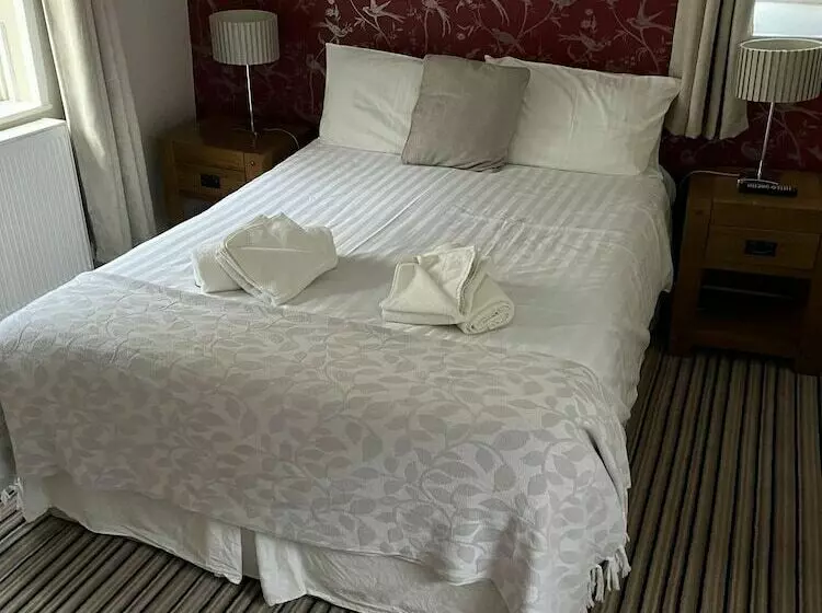 Hotel The Castle Tavern