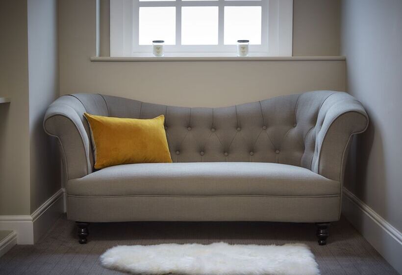 فندق The Fox And Coney Inn