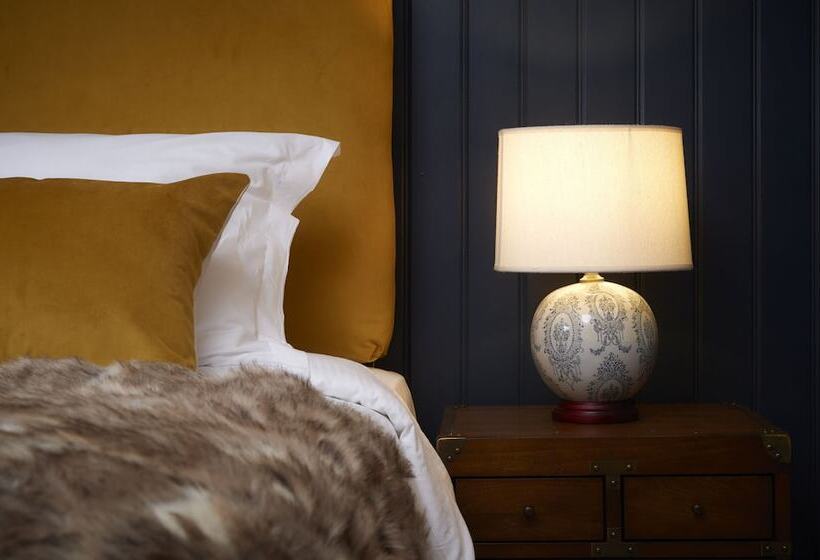 فندق The Fox And Coney Inn