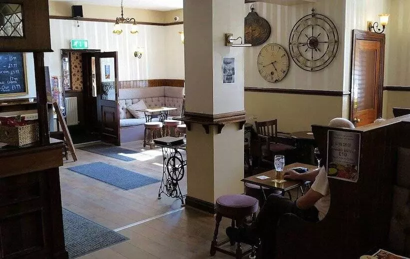 호텔 The Fox & Hounds