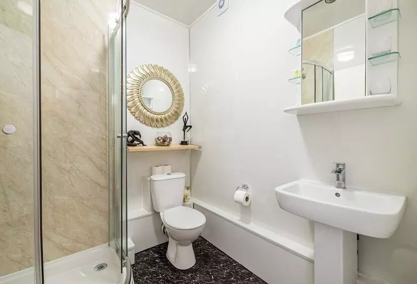 호텔 The Fox & Hounds